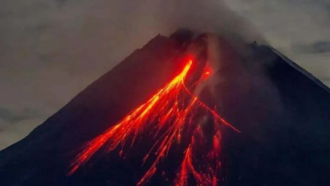 Indonesia evacuates thousands as volcano erupt